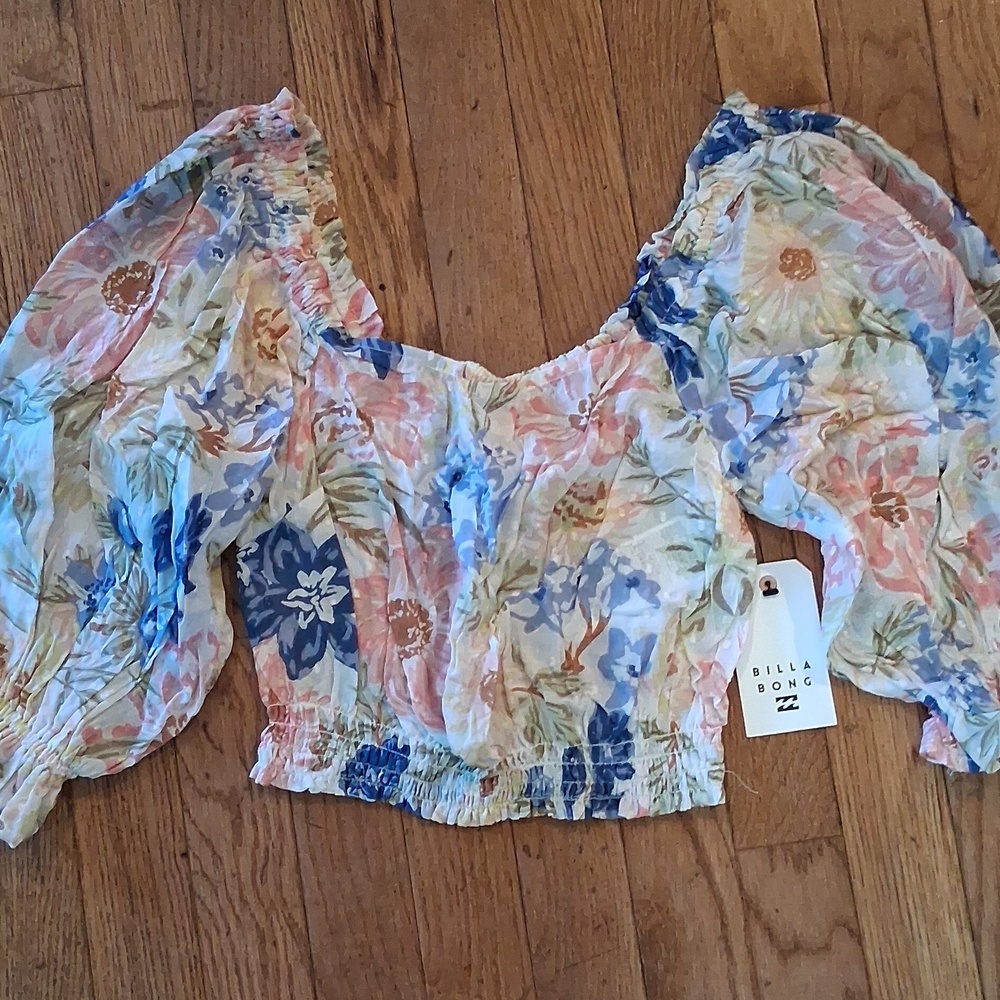 Billabong Off Shoulder SPRING Puff Sleeve Crop Top, Size Small